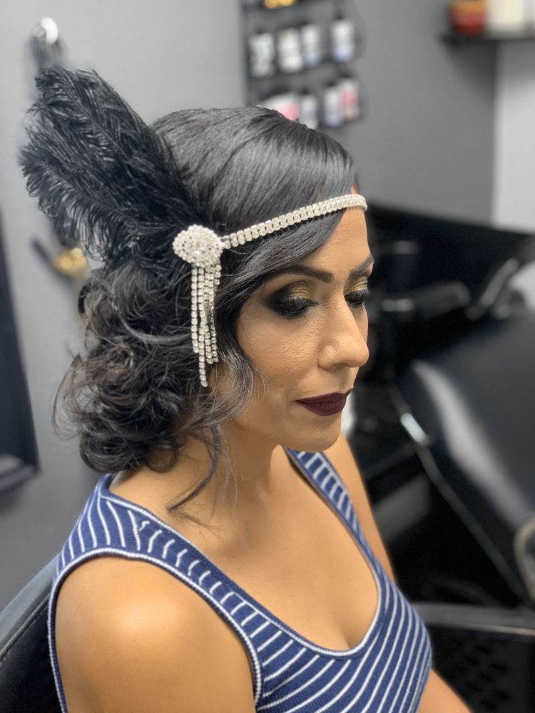 Hair By Danielle Arellano Logo