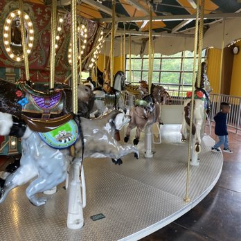 Engelbrecht Carousel - Carousels Near Me - Evansville, Indiana Engelbrecht Carousel - Carousels Near Me - Evansville, Indiana