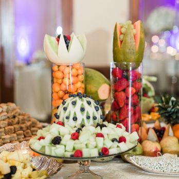 Hilton Memphis - Fruit buffet - Hotels Near Me - Memphis, Tennessee