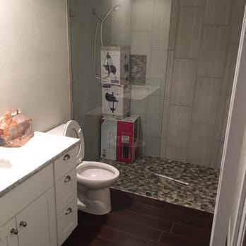 Damian DeLapp Builders - Handicap access shower - General Contractors Near Me - Corona, California