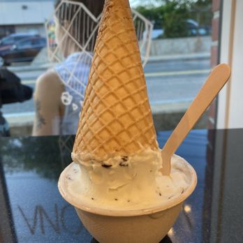 Emack & Bolio's - I made my ice cream into a gnome hehe. - Ice Cream & Frozen Yogurt Near Me - Charlestown, Massachusetts