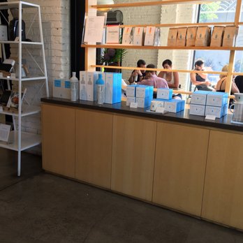 Blue Bottle Coffee - Beverly Grove - Modern inside - Coffee & Tea Near Me - Los Angeles, California