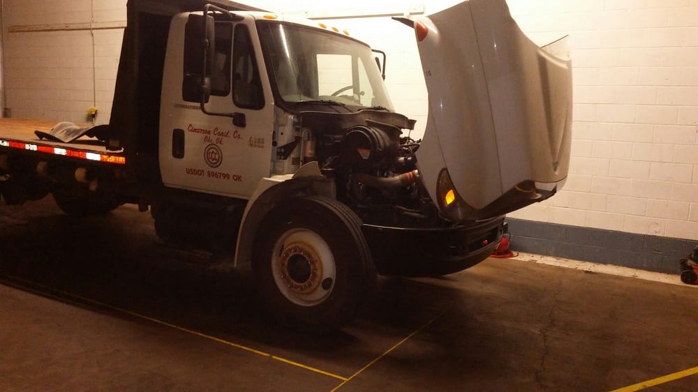 BLUE POINT AUTO REPAIR Updated August 2024 16 Photos 1101 S Fretz