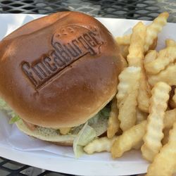 Finca Burger - Classic Burger
