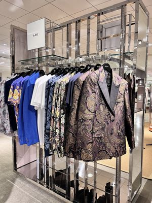 Neiman Marcus by null