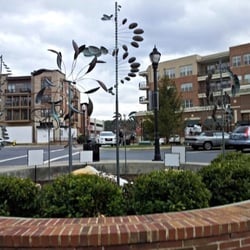 Biltmore Park Town Square - Cool artwork