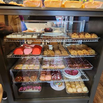 Hill Street Bakery - Display case 2 - Desserts Near Me - Ellisville, Mississippi Hill Street Bakery - Display case 2 - Desserts Near Me - Ellisville, Mississippi