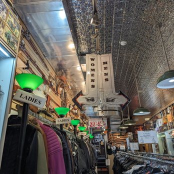 Doc's Motorcycle Gear - Sporting Goods Near Me - Toronto, Ontario