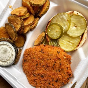 Mid City Grill - Vegan chick'n sandwich - Sandwiches Near Me - Johnson City, Tennessee Mid City Grill - Vegan chick'n sandwich - Sandwiches Near Me - Johnson City, Tennessee