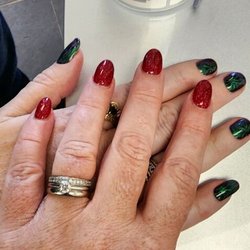 U Nails & Spa - Great job on our Christmas nails.