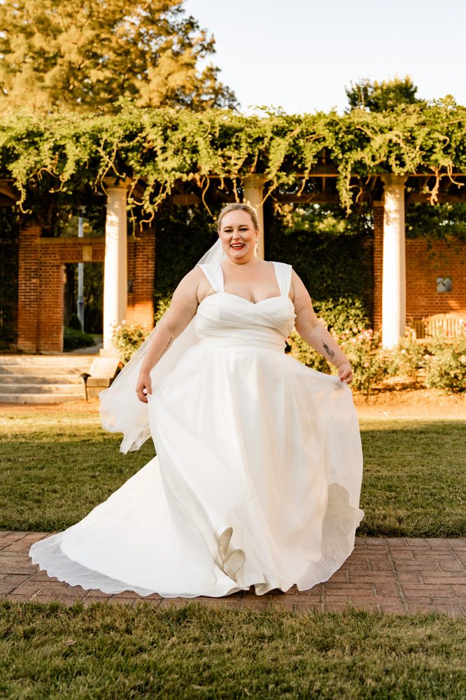 GARDEN COURT Updated September 2024 16 Photos 1044 Alta Vista Rd