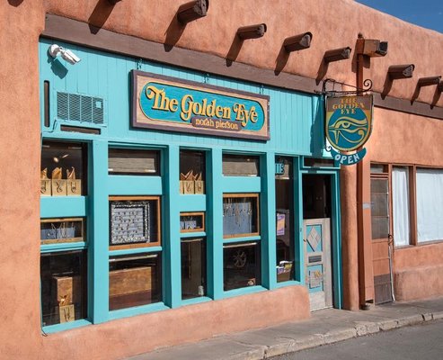 The Golden Eye by null