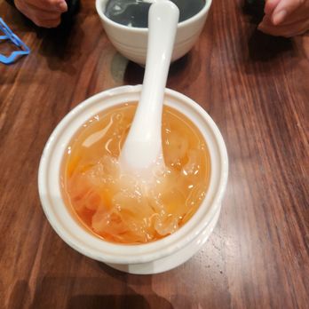 佳佳甜品 - White fungus with papaya cold - Desserts Near Me - Hong Kong, HK