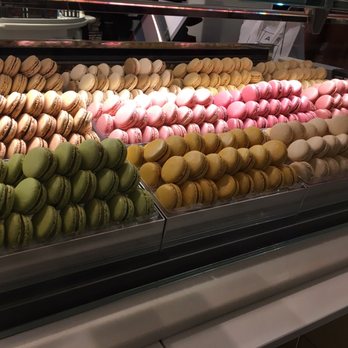 Harrods - macaroons - Department Stores Near Me - London, XGL