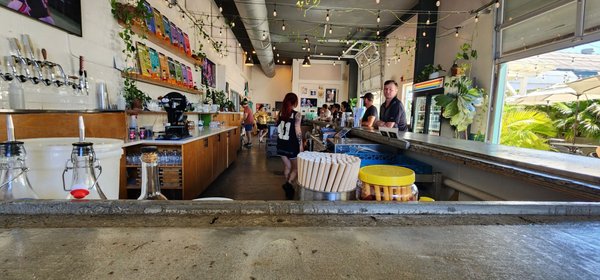 Miel Brewery & Taproom by null