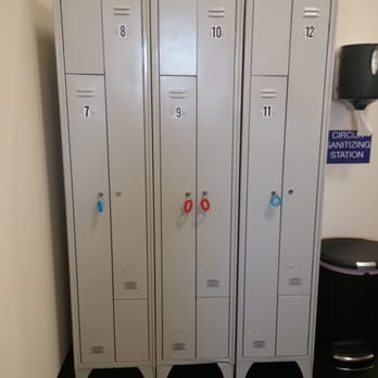 TRIM30 Fitness - Trainers Near Me - Carol Stream, Illinois