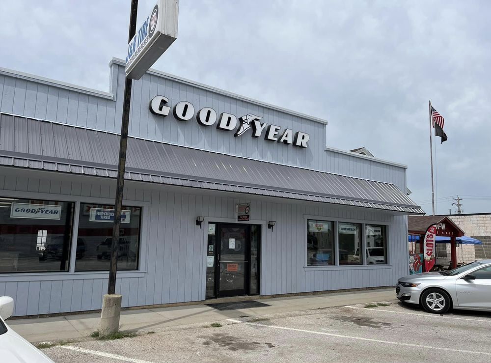 J & R TIRE SERVICE - Updated April 2026 - 10 Photos - 27 N Madison St
