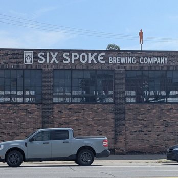Six Spoke Brewing - Brewpubs Near Me - Detroit, Michigan