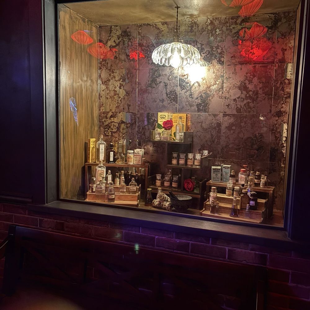 Oddyssey Manor - Storefront - Cocktail Bars Near Me - Las Vegas, Nevada Oddyssey Manor - Storefront - Cocktail Bars Near Me - Las Vegas, Nevada