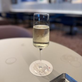 Capital One Lounge - Prosecco - Airport Lounges Near Me - Las Vegas, Nevada Capital One Lounge - Prosecco - Airport Lounges Near Me - Las Vegas, Nevada