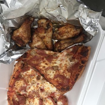 Pig on a Pie - No sauce on wings - Pizza Near Me - Macon, Georgia