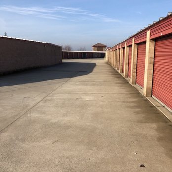 StorQuest Self Storage - So many units! - Self Storage Near Me - Elk Grove, California StorQuest Self Storage - So many units! - Self Storage Near Me - Elk Grove, California