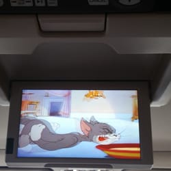 Honolulu Shuttle And Tour Services - Entertainment for the kids!