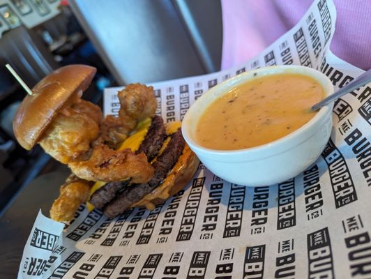 Milwaukee Burger Company - Pleasant Prairie by null