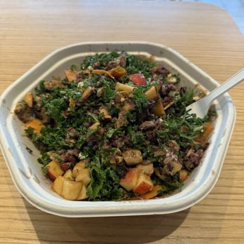 sweetgreen - Healthy Salads, Wraps, and Bowls - Salad Near Me - Westport, Connecticut sweetgreen - Healthy Salads, Wraps, and Bowls - Salad Near Me - Westport, Connecticut