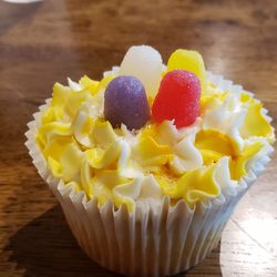 Owen Valley Winery - Georgia cupcake-these are decorated to match the season