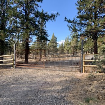 SC Welds - Custom entry gate - Metal Fabricators Near Me SC Welds - Custom entry gate - Metal Fabricators Near Me