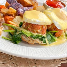 Crab Cake Benedict
