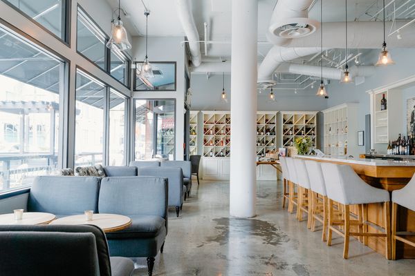 Colony Wine Merchant by null