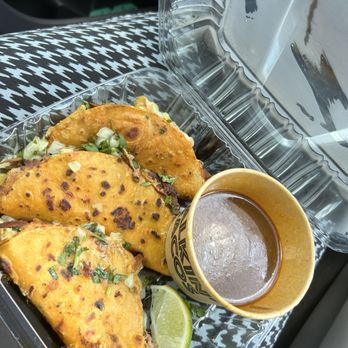 Talkin' Tacos SoDo - Birria Tacos - Tacos Near Me - Orlando, Florida Talkin' Tacos SoDo - Birria Tacos - Tacos Near Me - Orlando, Florida