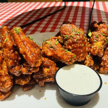 Sal & Mookie's - Chipotle BBQ Wings - Pizza Near Me - Jackson, Mississippi Sal & Mookie's - Chipotle BBQ Wings - Pizza Near Me - Jackson, Mississippi