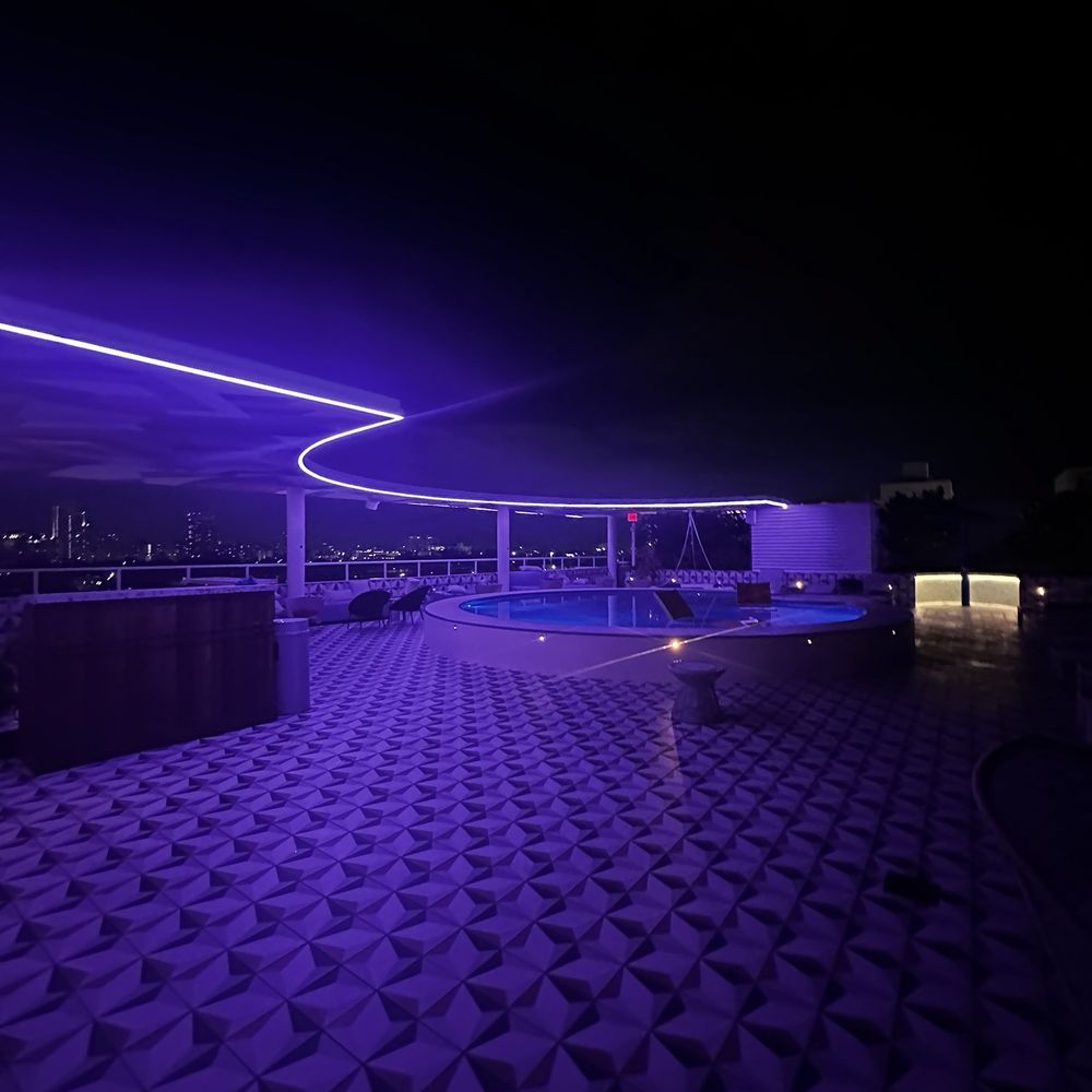 Moxy Miami South Beach - Rooftop - Hotels Near Me - Miami Beach, Florida Moxy Miami South Beach - Rooftop - Hotels Near Me - Miami Beach, Florida