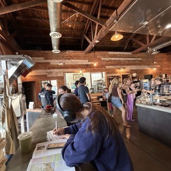 Hidden House Coffee - Coffee Roasteries Near Me - Santa Ana, California