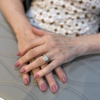 Dipping Nails - Nail Salons Near Me - Orinda, California Dipping Nails - Nail Salons Near Me - Orinda, California
