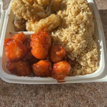 Golden China - Sweet and sour chicken salt and pepper chicken and fried rice - Chinese Near Me - Vancouver, Washington Golden China - Sweet and sour chicken salt and pepper chicken and fried rice - Chinese Near Me - Vancouver, Washington