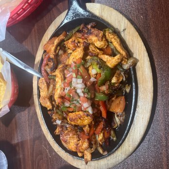 El Aguascalientes - Chicken Fajitas Skillet - Mexican Near Me - Wheat Ridge, Colorado
