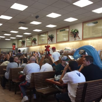 Bagel Chalet - Big bagel place has good food - Bagels Near Me - Commack, New York