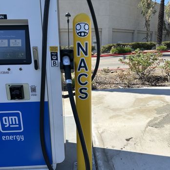 Evgo Charging Station - For Teslas - EV Charging Stations Near Me - Covina, California Evgo Charging Station - For Teslas - EV Charging Stations Near Me - Covina, California