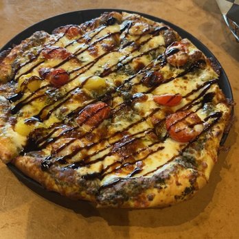 Stormcloud Brewing - Caprese pizza - Brewpubs Near Me - Frankfort, Michigan Stormcloud Brewing - Caprese pizza - Brewpubs Near Me - Frankfort, Michigan