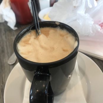 Killian Cafe & Grill - Coffee con leche? More like cappuccino - Breakfast & Brunch Near Me - Miami, Florida
