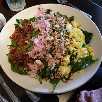 Wildfire - Gorgeous Spinach salad - American Near Me - Lincolnshire, Illinois