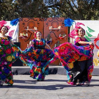 La Raza Galeria Posada - Art Galleries Near Me - Sacramento, California