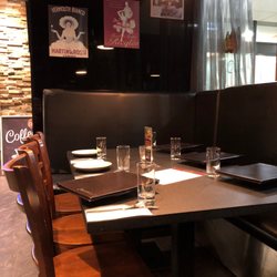 Jazzveh Woodfired Pizza Cafe - Seating