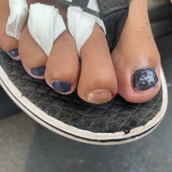 Royal Nails & Spa - Nail Salons Near Me - Bakersfield, California