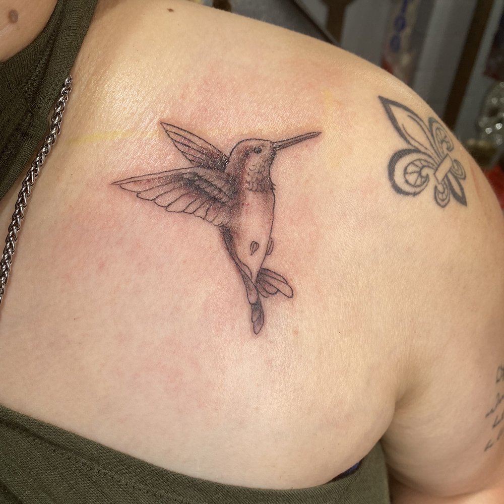 Euphoria - Block and white hummingbird  Left chest/shoulder - Tattoo Near Me - Tallahassee, Florida