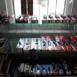 Classic Pistol - Knife Cabinet